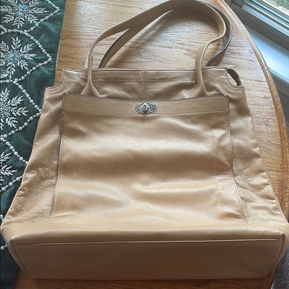 Banana Republic Tan Tote/shoulder Bag with Structured Shape and Smooth Material - Picture 1 of 6
